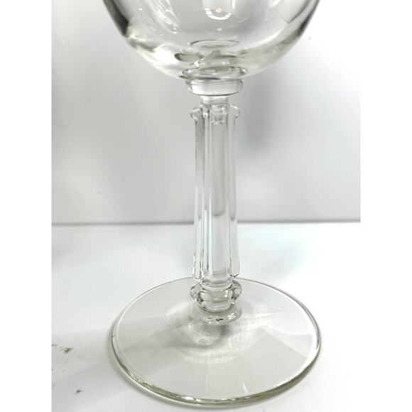 MCM Exquisite Libbey Silver Leaf Collection Stemmed 10 Oz. Blown Wine Glasses 2 - Picture 4 of 6